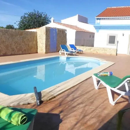 Semesterbostad Quinta Dos Arvores By Fewo-plan Esto102 An Der Algarve *